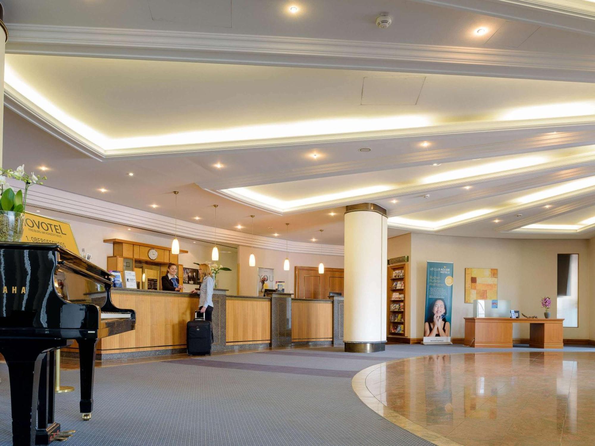 Novotel Freiburg Am Konzerthaus Luaran gambar