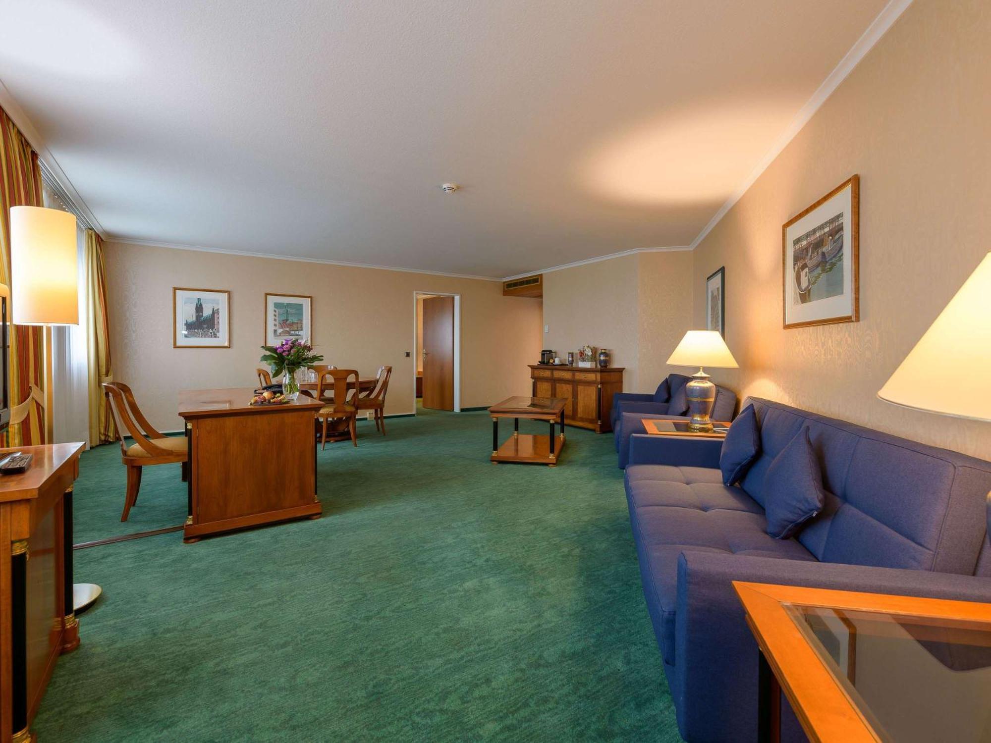 Novotel Freiburg Am Konzerthaus Luaran gambar