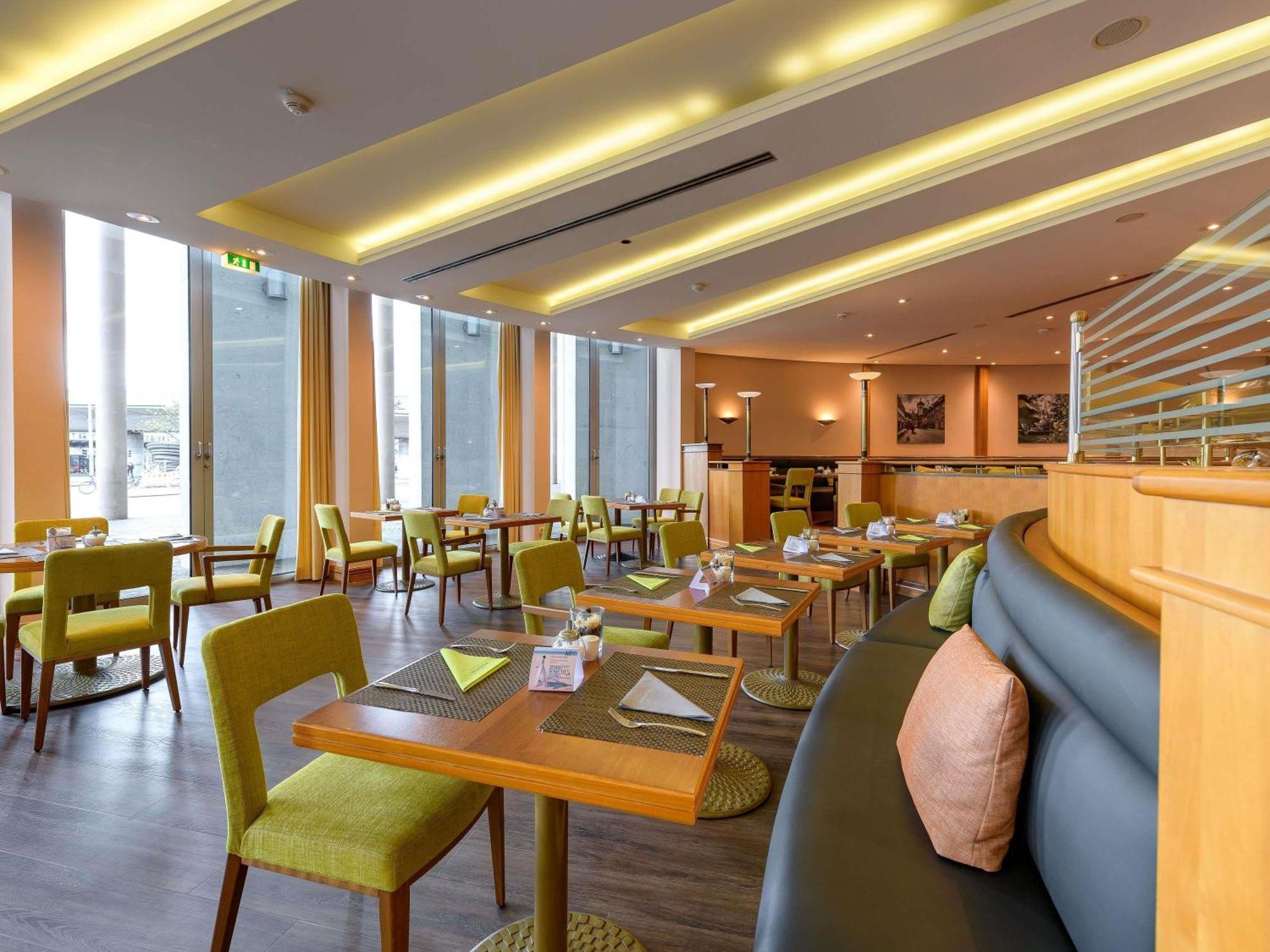 Novotel Freiburg Am Konzerthaus Luaran gambar